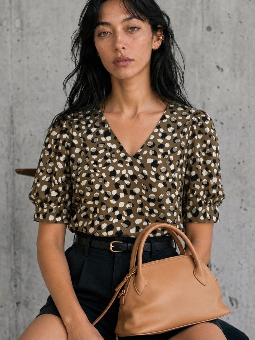 MELLODAY Olive Animal Print V-Neck Puff Sleeve Blouse